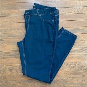 Maurices size 18 skinny jeans